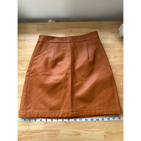French Connection Faux Leather Mini Skirt, NWOT - Picture 8 of 8